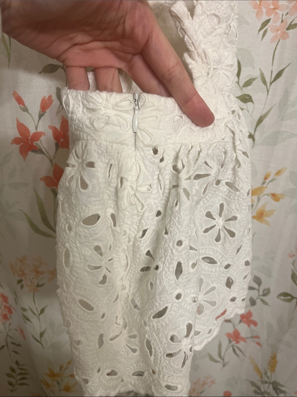 Zimmermann Cream Eyelet Tie-Waist Halter Top - SIZE 1 - Picture 13 of 14
